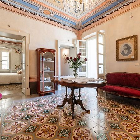 דורגלי Palazzo Cherchi מראה חיצוני תמונה