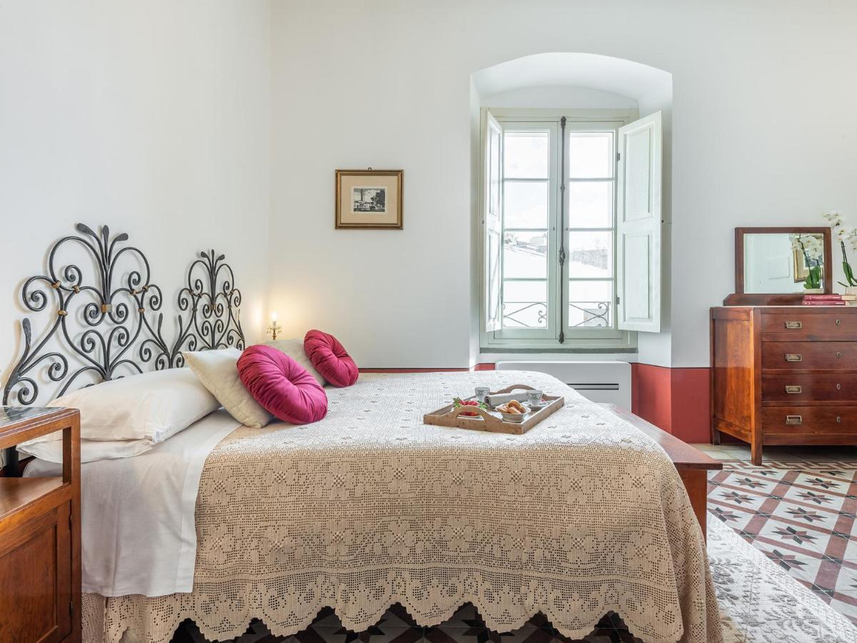 דורגלי Palazzo Cherchi מראה חיצוני תמונה