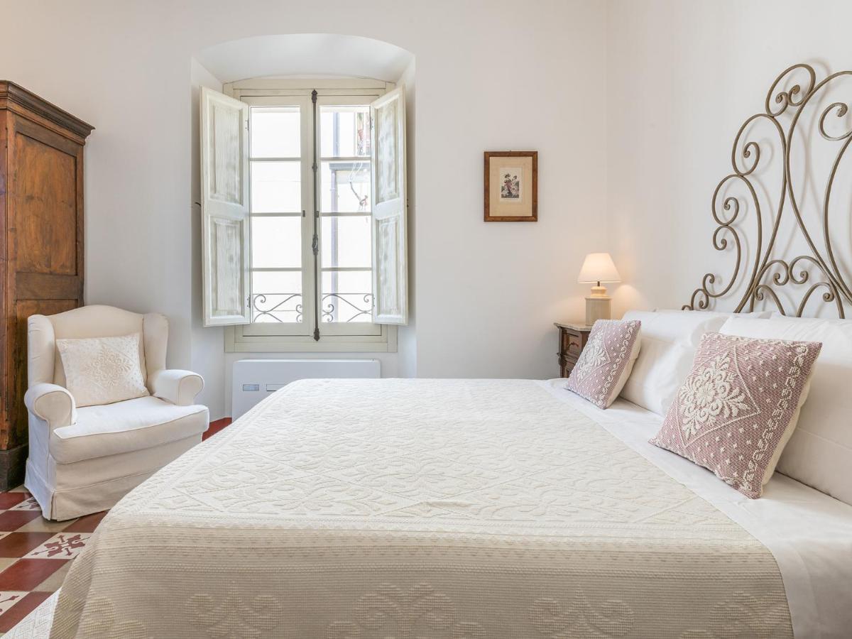 דורגלי Palazzo Cherchi מראה חיצוני תמונה