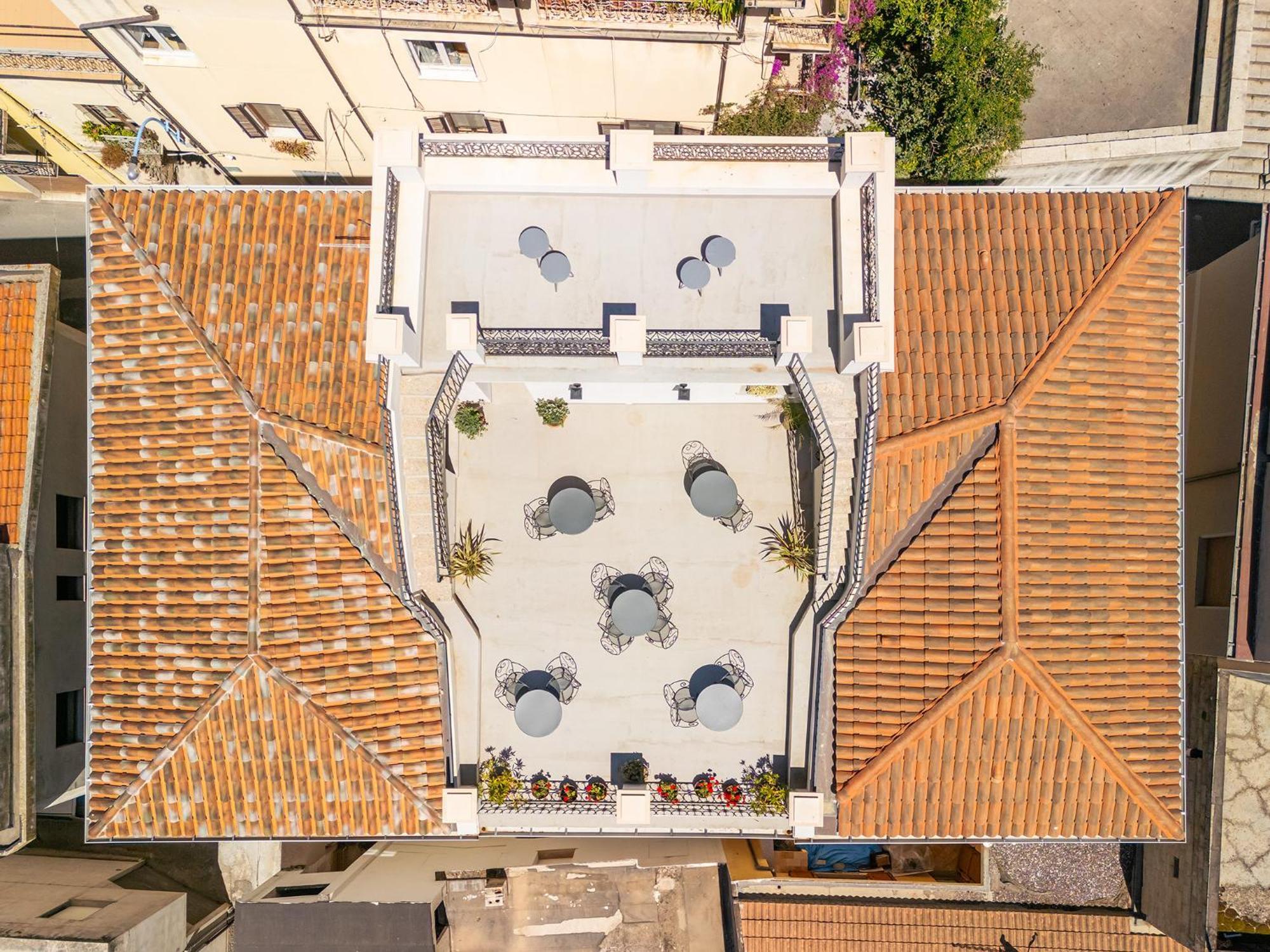 דורגלי Palazzo Cherchi מראה חיצוני תמונה